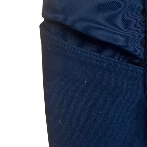 ATHLETIC COLLECTION Control Crop Active Leggings With Pockets - Picture 4 of 6